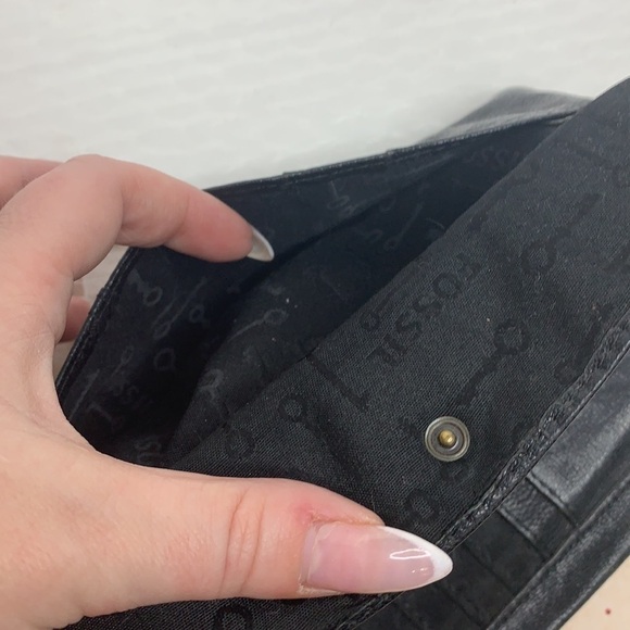 Fossil Emory Clutch in black / gold - Picture 7 of 9